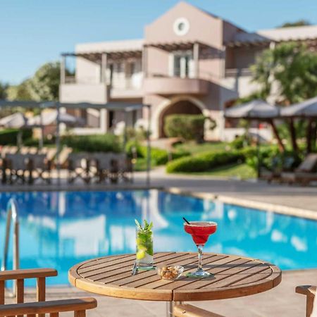 Triton Apartments Като Дарацо Екстериор снимка