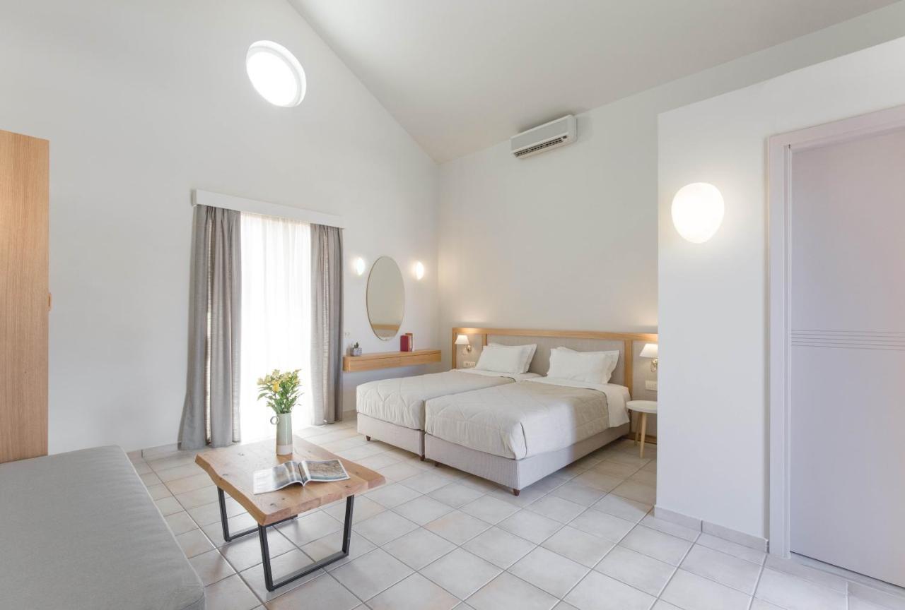 Triton Apartments Като Дарацо Екстериор снимка
